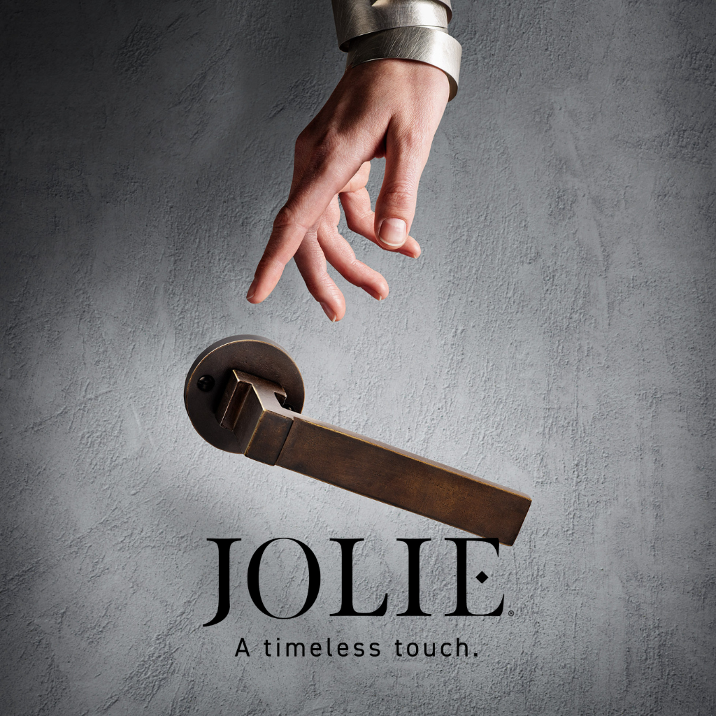 Jolie Handles