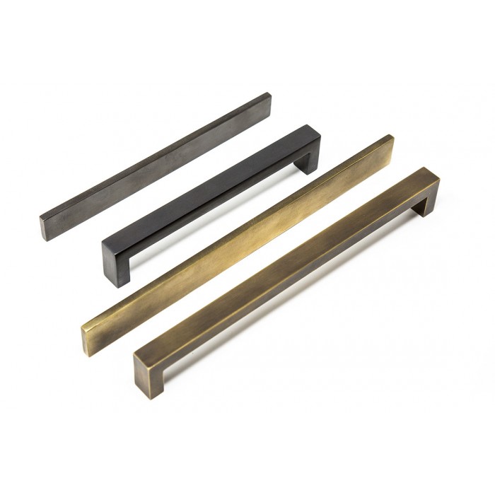 Cabinet Handles & Fittings
