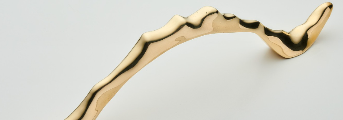 The Arte Pull Handle from Henry Blake