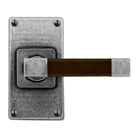 Finesse Design Eden Range Door Handle on a Short Back Plate in Pewter